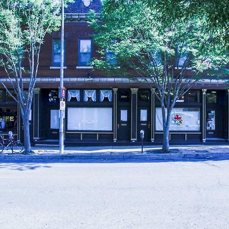 Luxury Apt W/ Spectrum Mood Lighting - Historic Cherokee Street Antique Row Maryland Heights Exterior foto